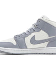 Nike Air Jordan 1 Mid 'Stealth' (W)