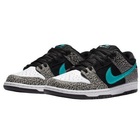 SB Dunk Low Atmos